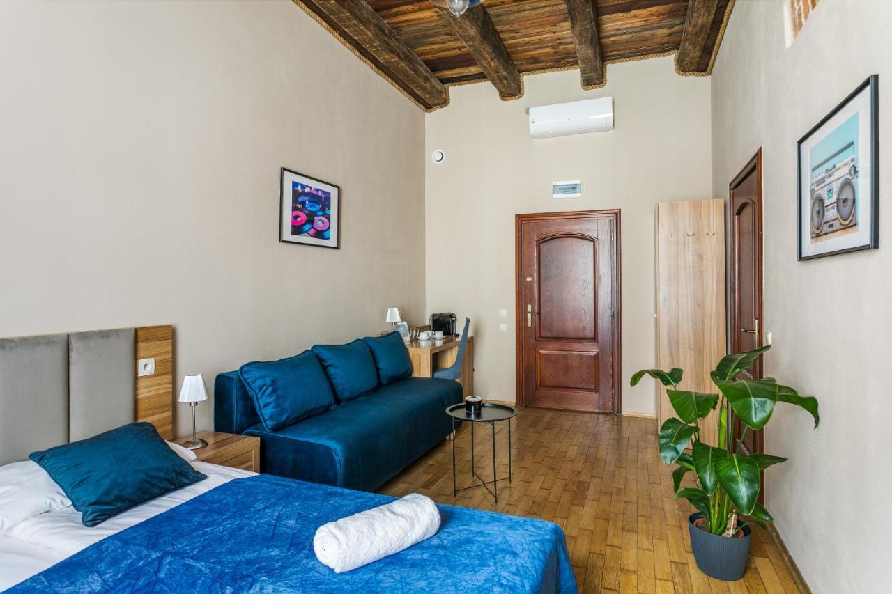 Deluxe Quadruple Room