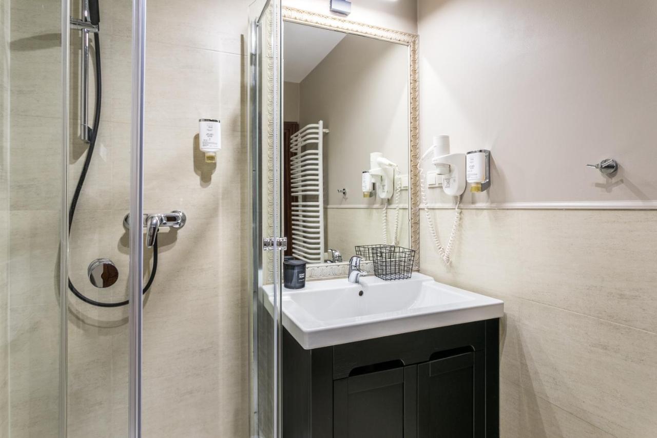 Superior King or Twin Room